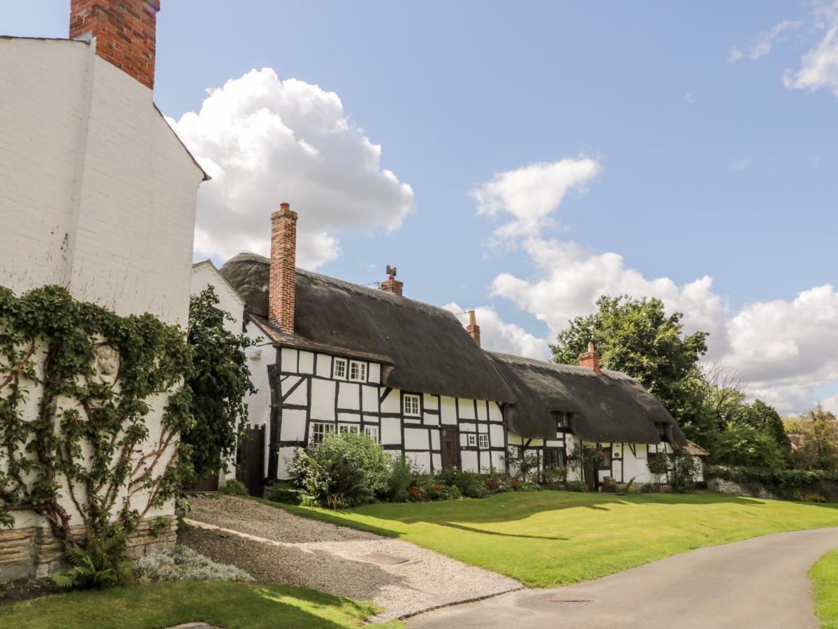 Walnut Cottage ストラットフォード＝アポン＝エイボン エクステリア 写真